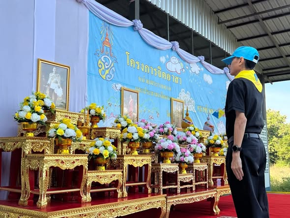 🌿✨ สพอ.ทองแสนขัน  ร่วมกิจกรรมจิตอาสา ถวายพระราชกุศลแสดงความจงรักภักดีและน้อมรำลึกในพระมหากรุณาธิคุณพระบาทสมเด็จพระมงกุฎเกล้าเจ้าอยู่หัวเนื่องในโอกาสวันคล้ายวันสวรรคตครบ 100 ปีและถวายพระราชกุศล แสดงความจงรักภักดีและน้อมรำลึกในพระกรุณาธิคุณ สมเด็จพระเจ้าภคินีเธอเจ้าฟ้าเพชรรัตนราชสุดาสิริโสภาพัณณวดี เนื่องในโอกาสวันประสูติครบ 100 ปี 🌿✨